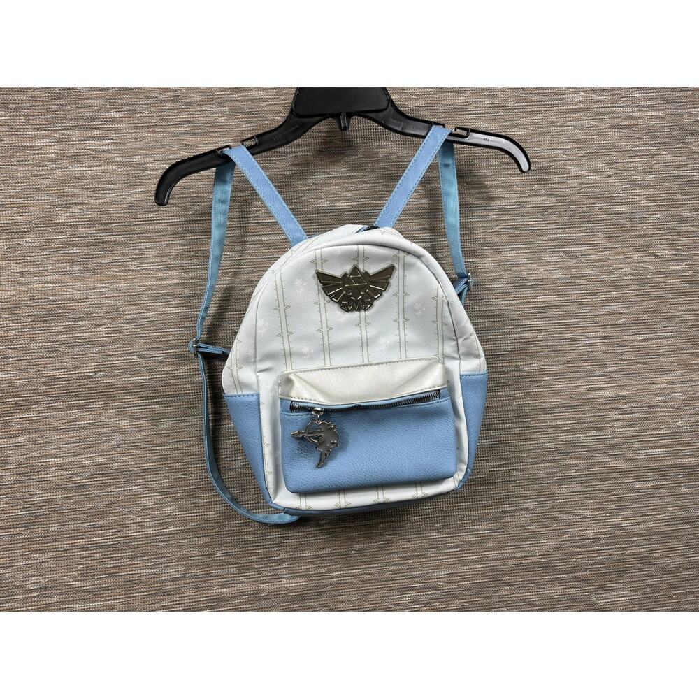 The Legend Of Zelda Breath Of The Wild Bioworld Mini Backpack Blue White Link